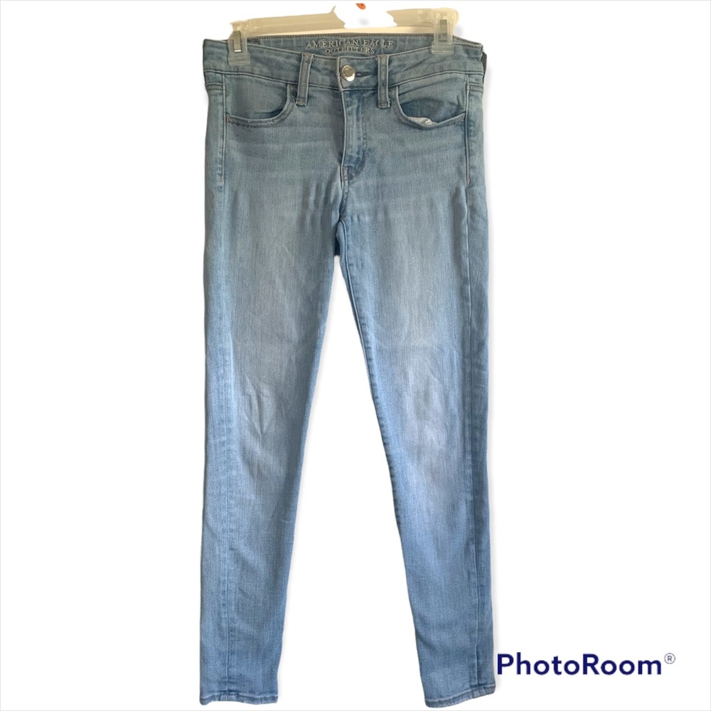 American Eagle 🦅 Light Wash Jeggings